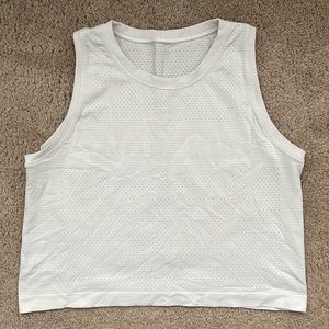 Lululemon crop tank